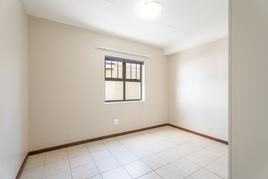 2 Bedroom Property for Sale in Admirals Park Western Cape